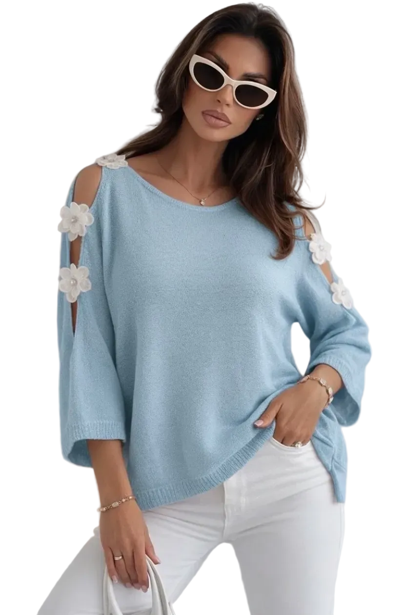 Pullover mit Blumen in hellblau